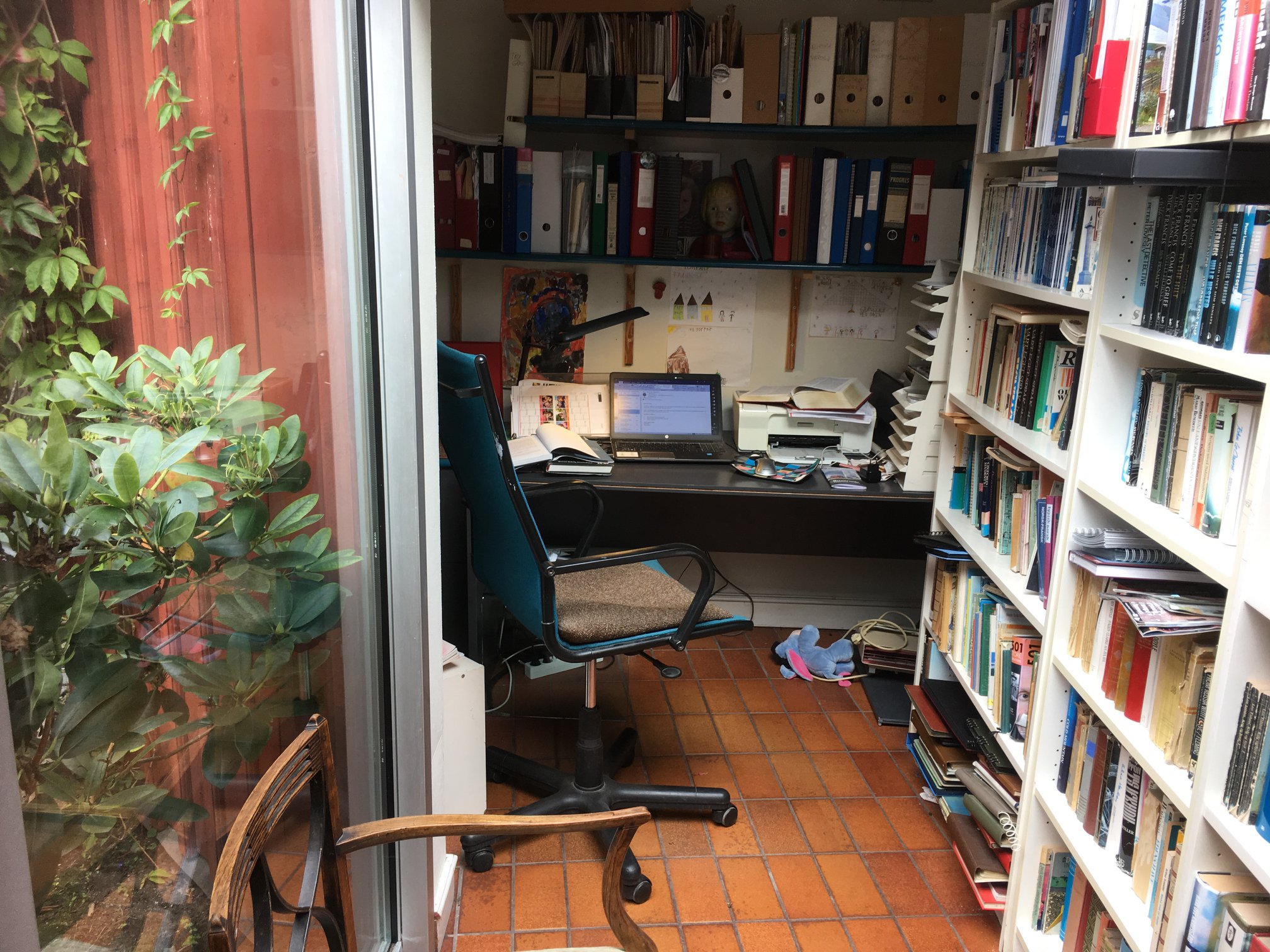 40374367_2313448655542737_785367510609297408_o